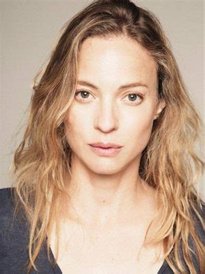 elodie frenck taille poids